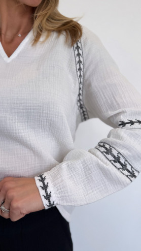 BLOUSE POETICA