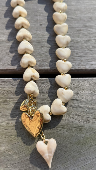 COLLIER CORAZON BEIGE