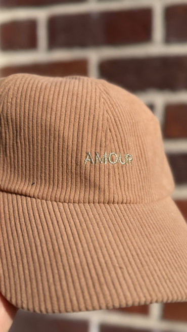 CASQUETTE AMOUR BEIGE