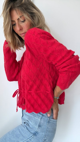 PULL MADIE ROUGE